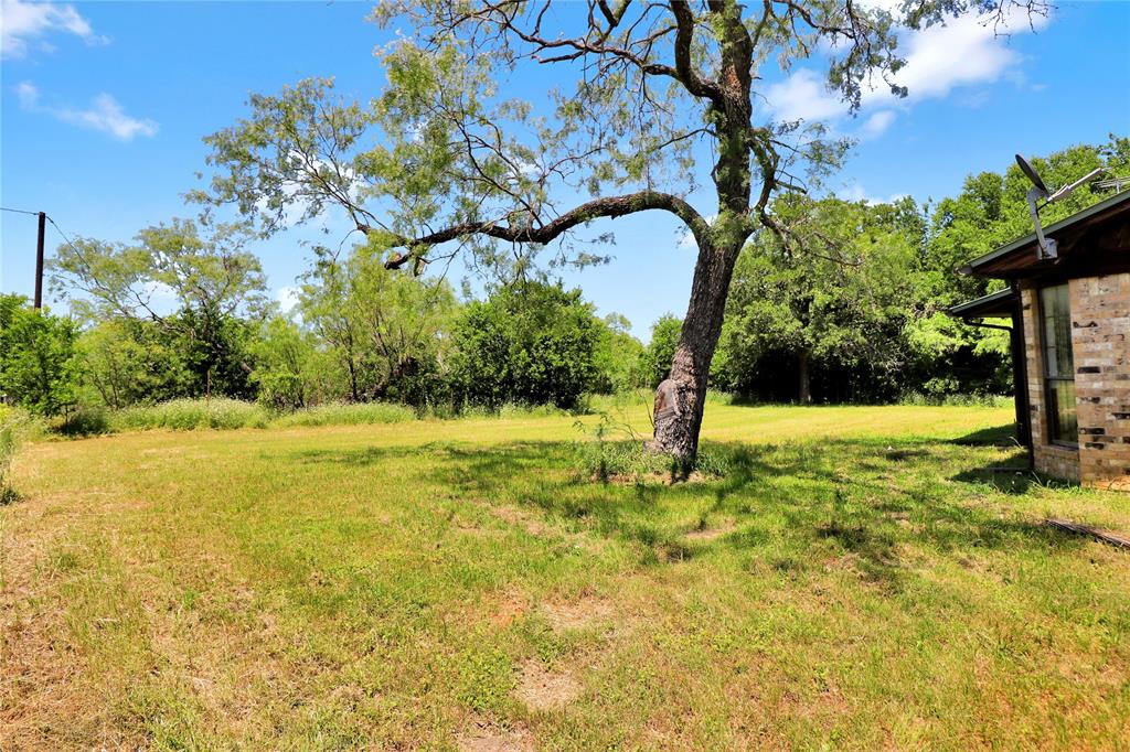 1633 Fm-3136 Property Photo 20