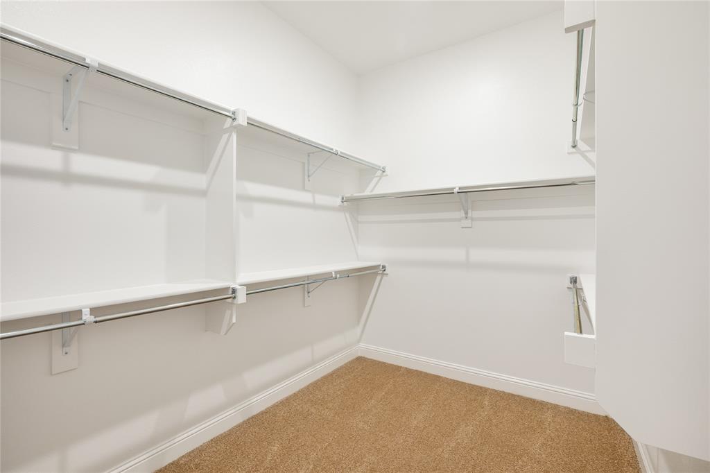 2804 Manchester Court Property Photo 18