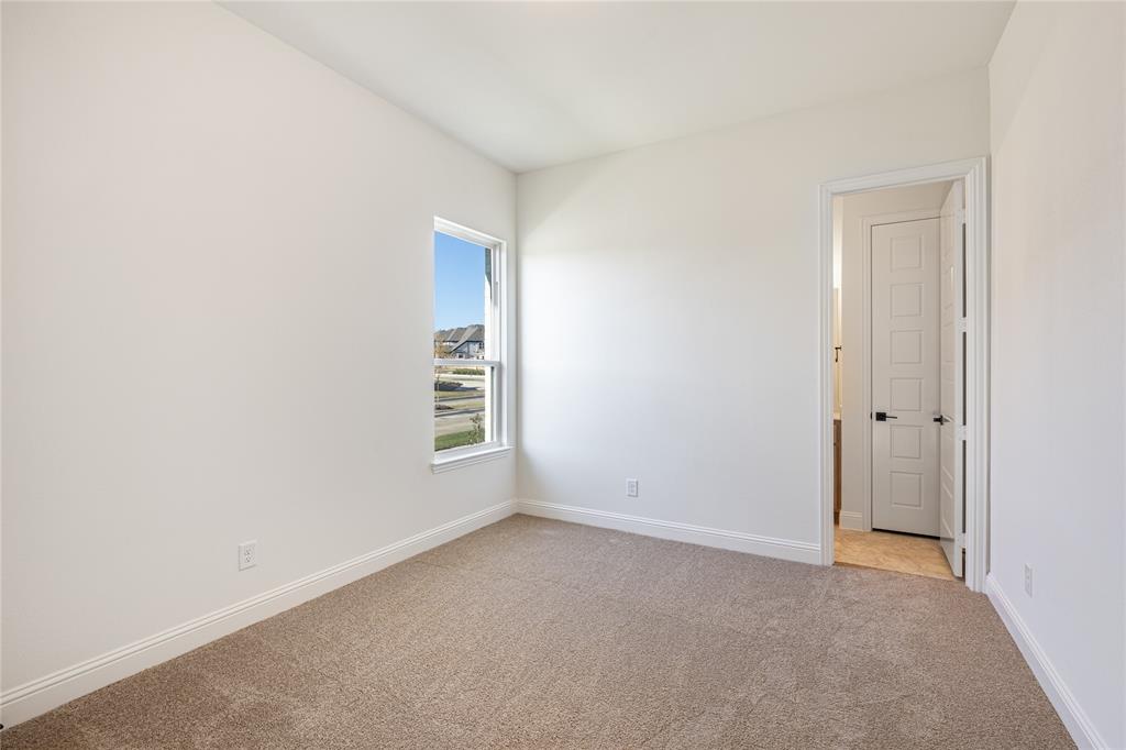 2804 Manchester Court Property Photo 20