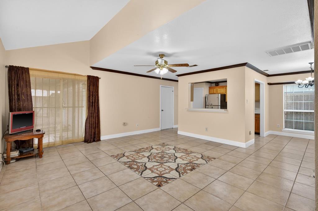 10320 Carolina Oaks Drive Property Photo 3
