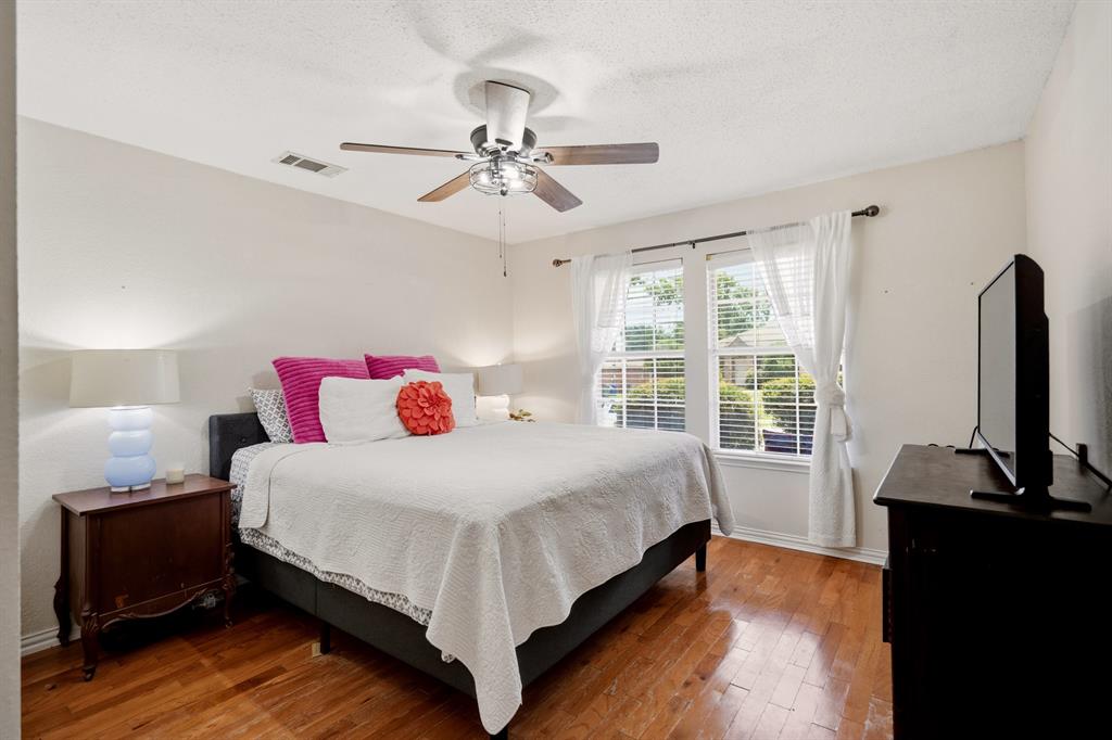 1213 Hampton Drive Property Photo 8