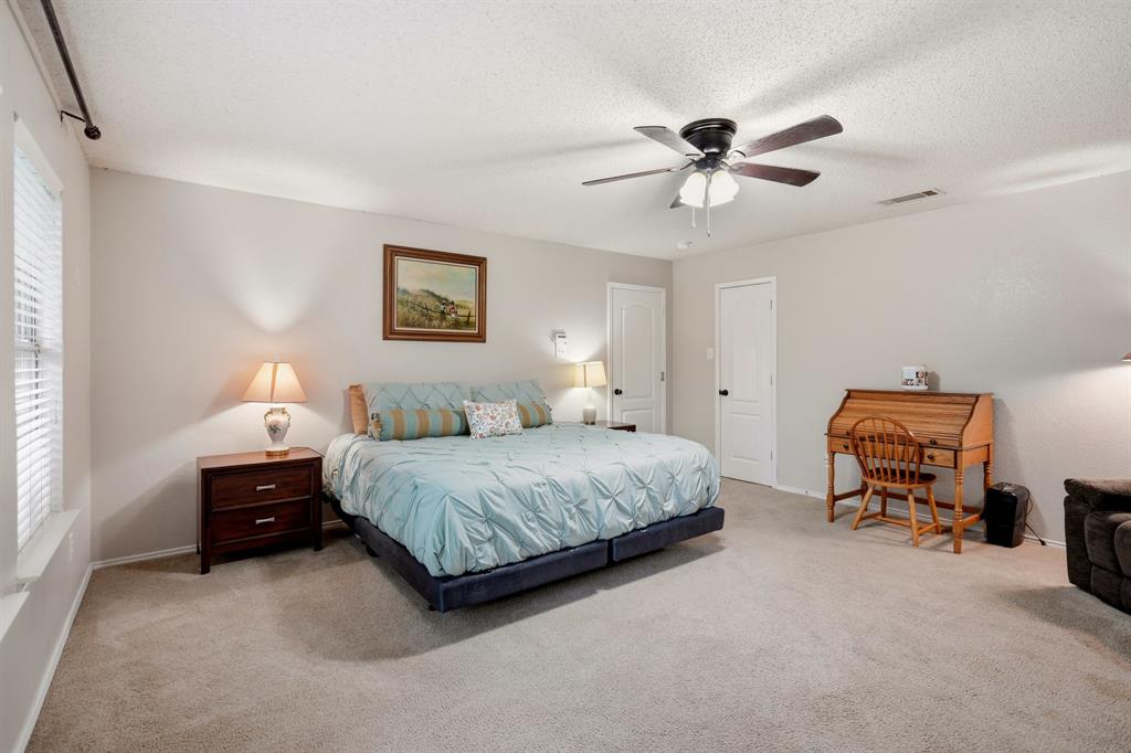 1213 Hampton Drive Property Photo 16