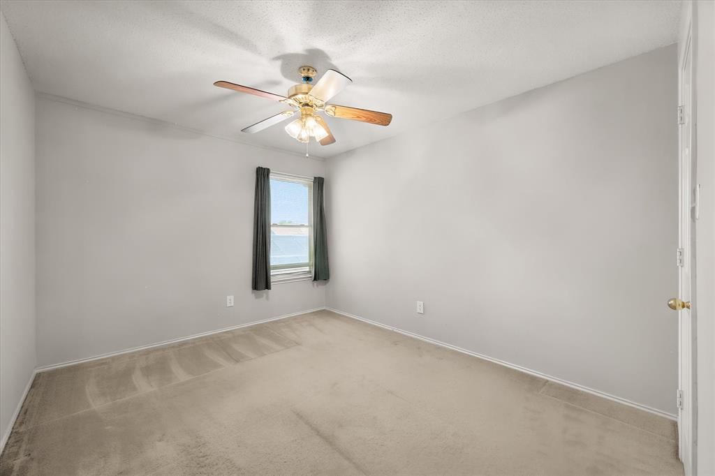 6222 St Leonard Drive Property Photo 31