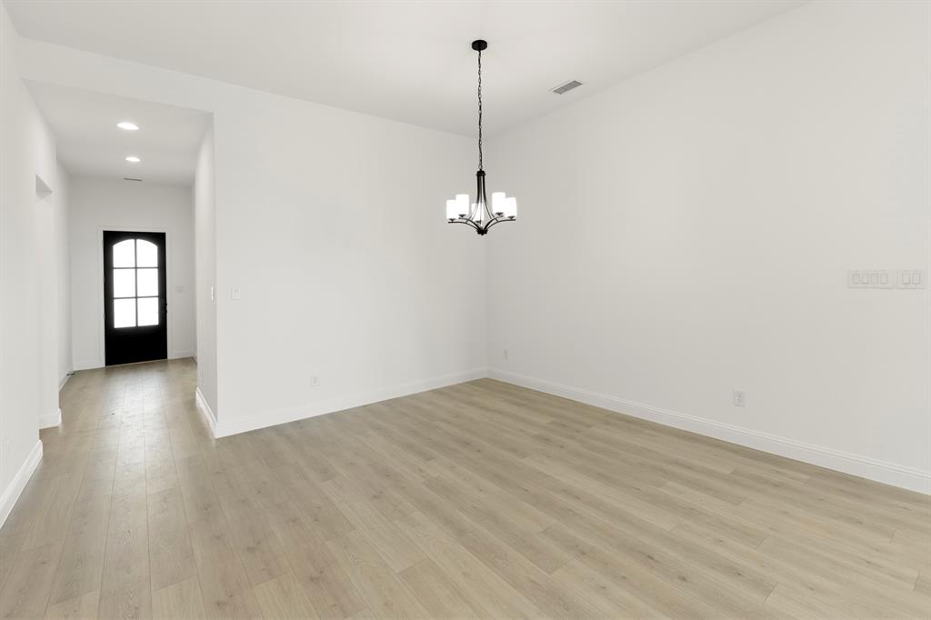 2219 Wickersham Road Property Photo 8
