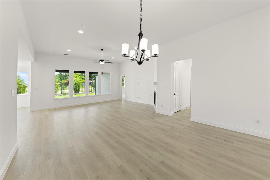 2219 Wickersham Road Property Photo 9