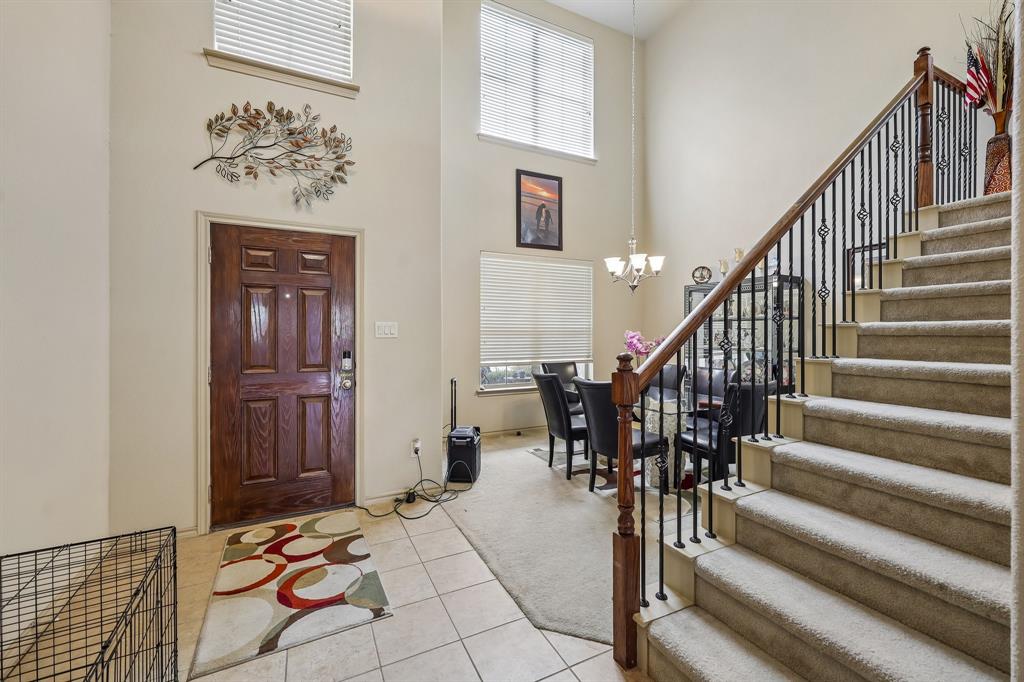 5220 Prestwick Drive Property Photo 3