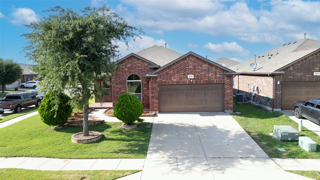 1801 Potrillo Lane Property Photo 1