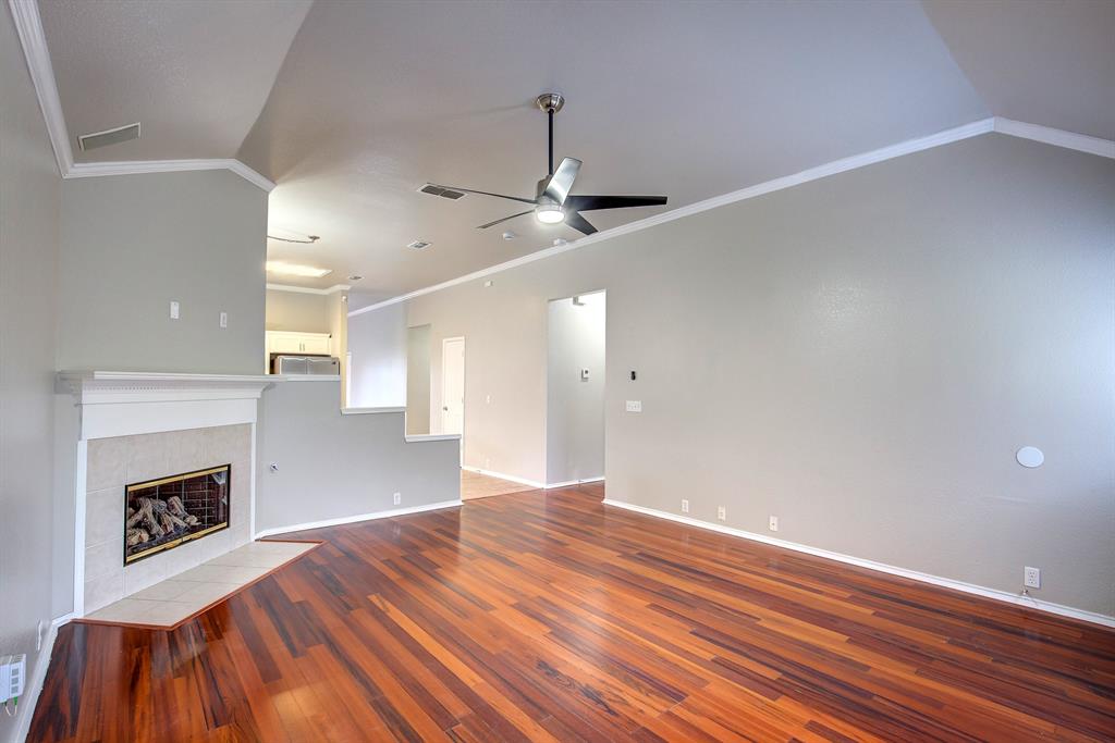 4637 Parkmount Drive Property Photo 14
