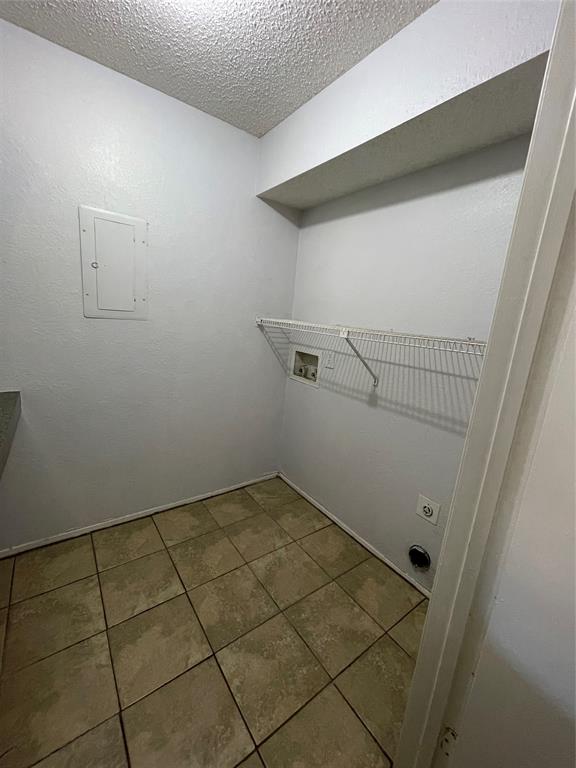 12480 Abrams Road 227 Property Photo 6