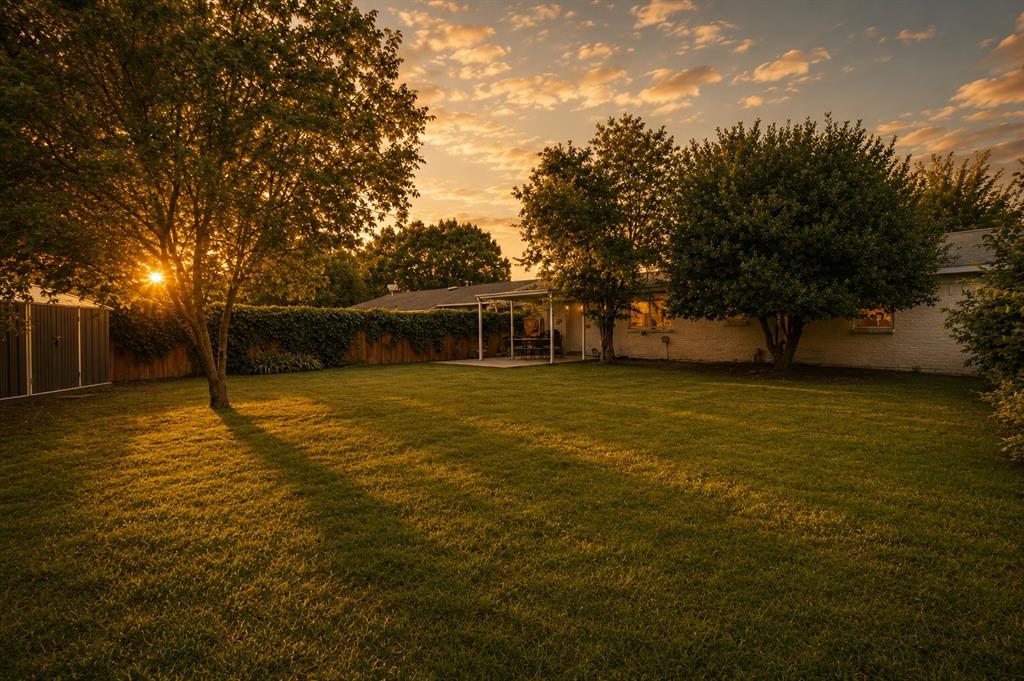 2901 Janet Court Property Photo 5