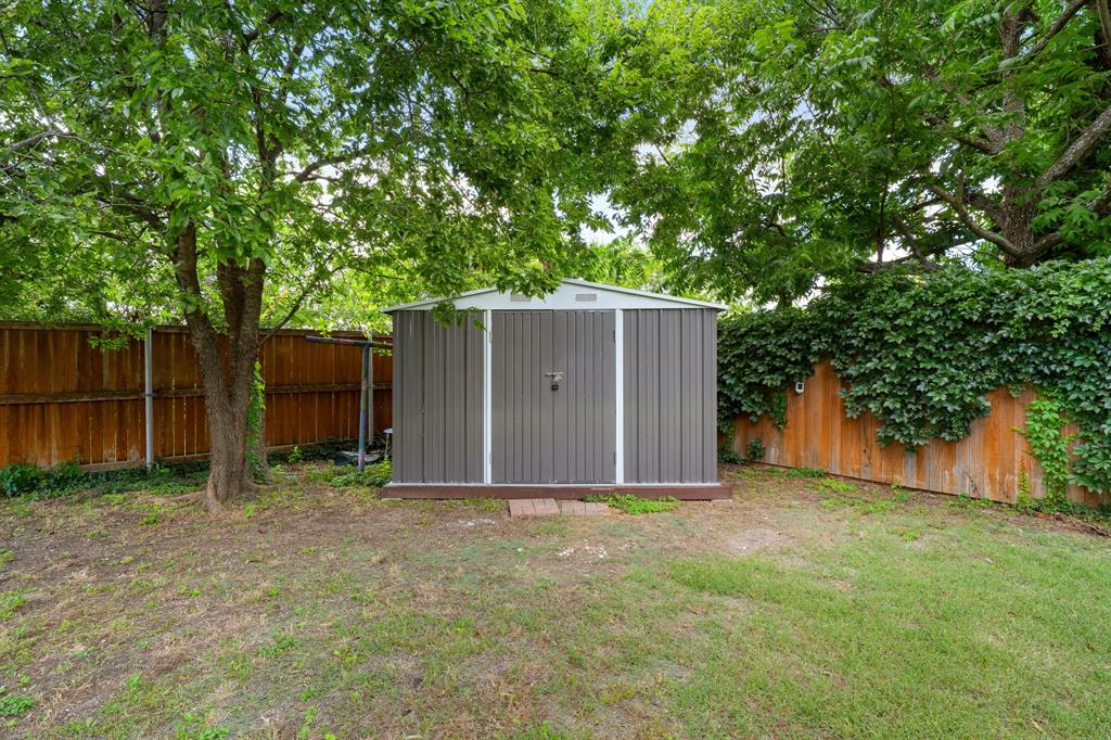 2901 Janet Court Property Photo 27