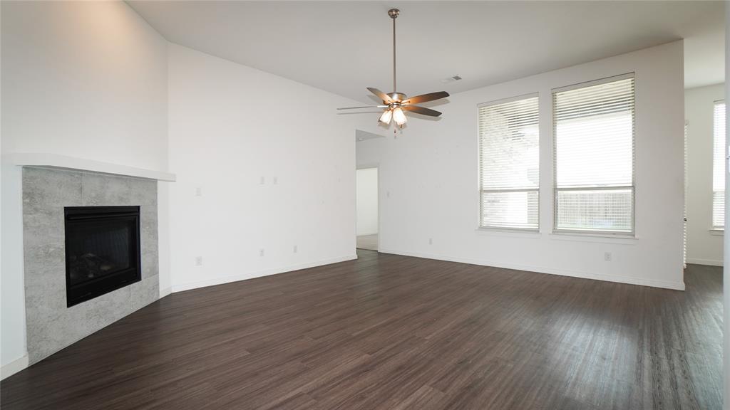 3031 Aqueduct Avenue Property Photo 5