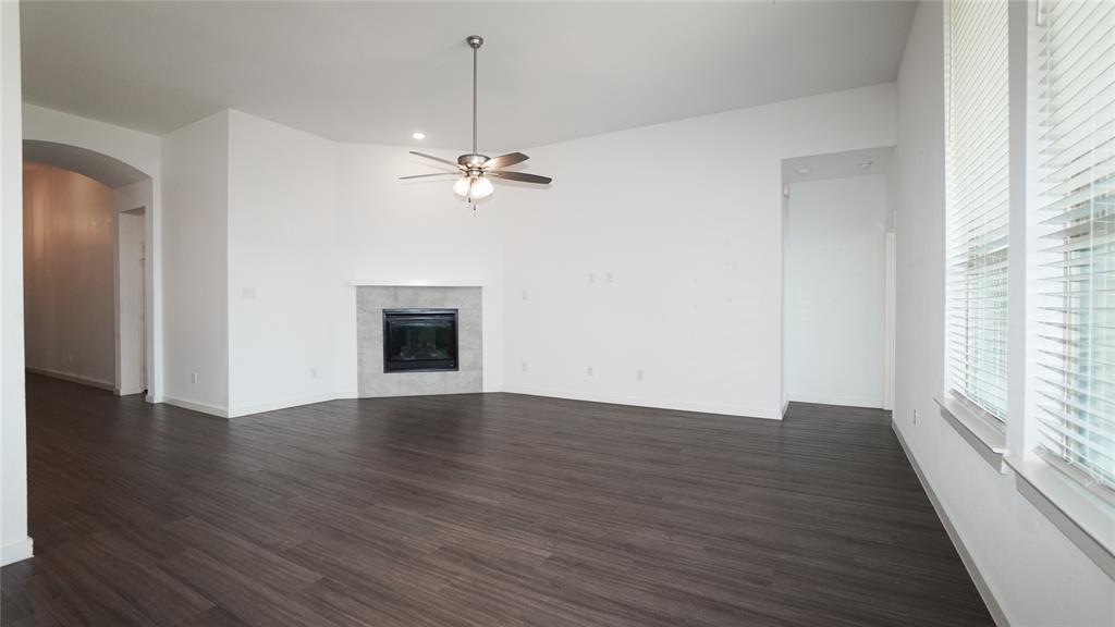 3031 Aqueduct Avenue Property Photo 6