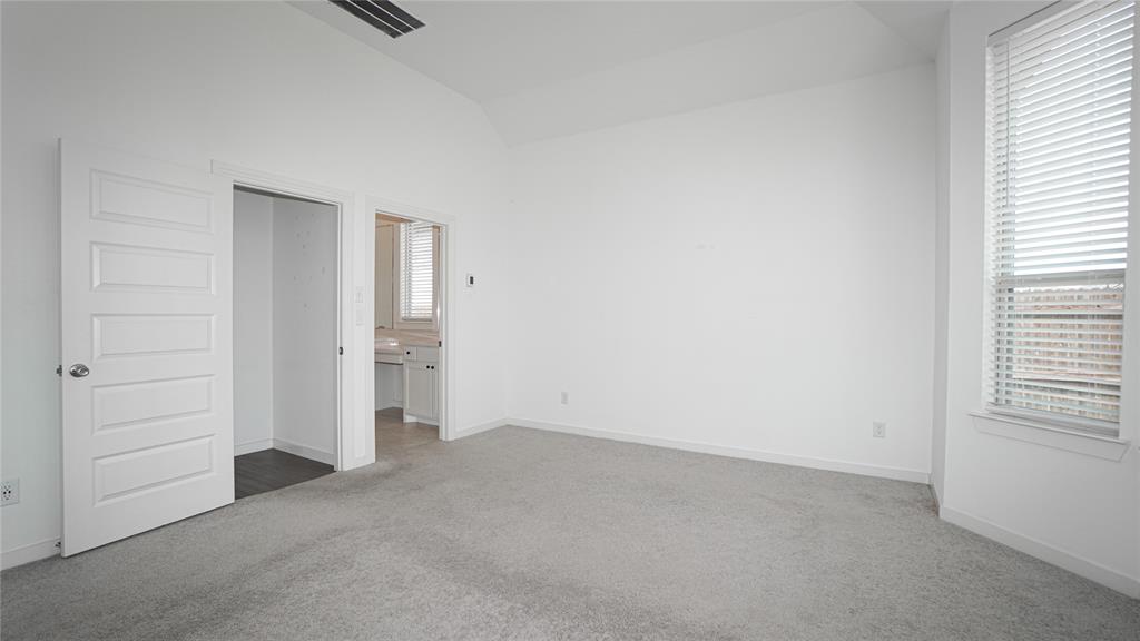3031 Aqueduct Avenue Property Photo 17