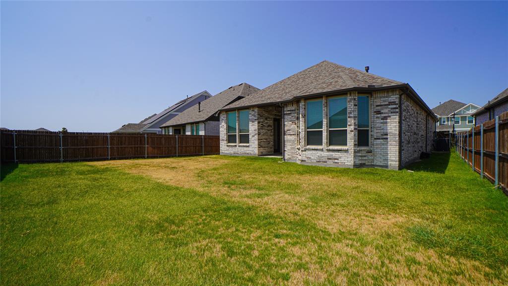 3031 Aqueduct Avenue Property Photo 33