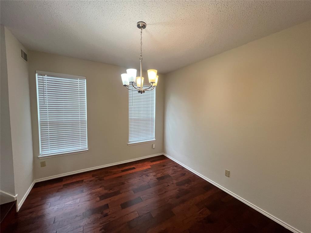 723 Sumner Drive Property Photo 7