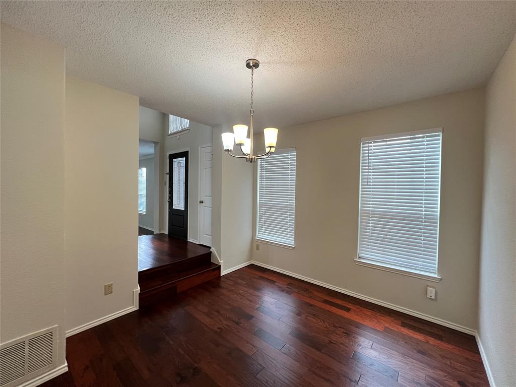 723 Sumner Drive Property Photo 8