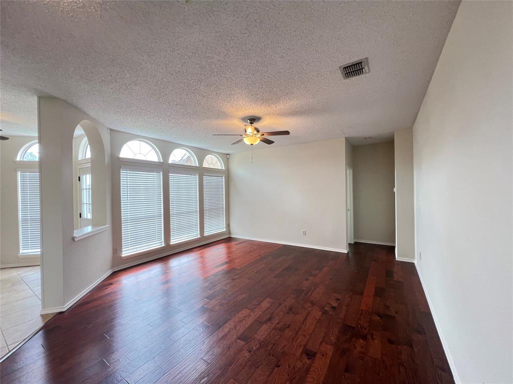 723 Sumner Drive Property Photo 12