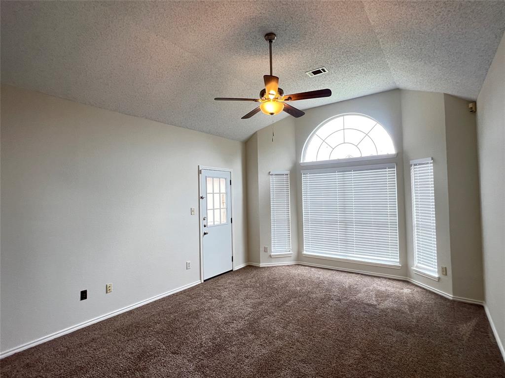 723 Sumner Drive Property Photo 17