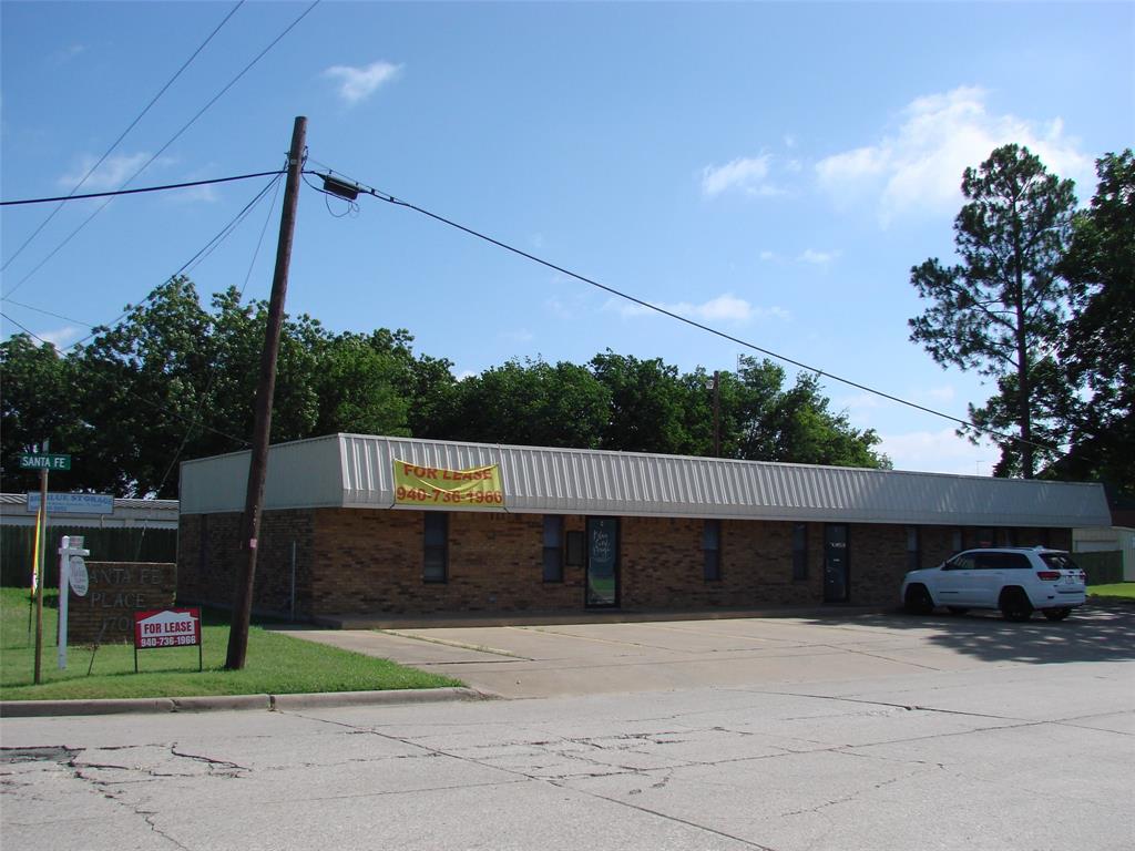 1700 Weaver Property Photo 2