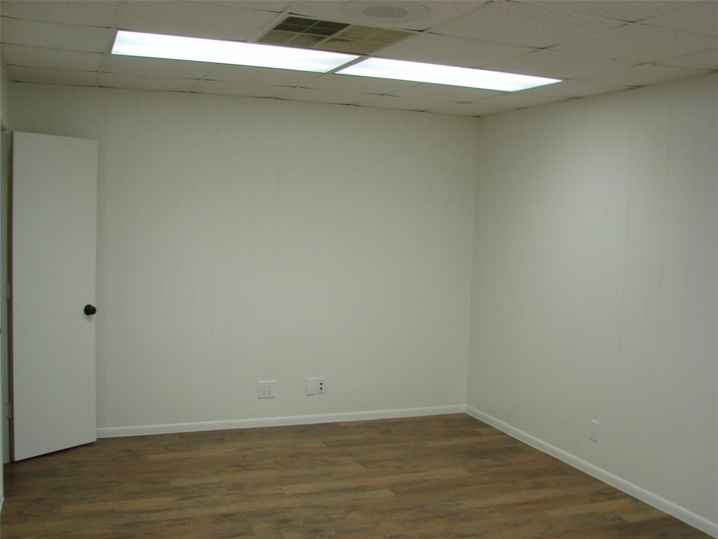 1700 Weaver Property Photo 18