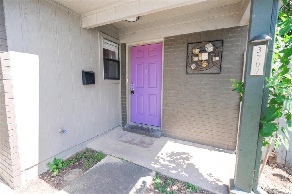 3705 Bryce Avenue 3707 Property Photo 2