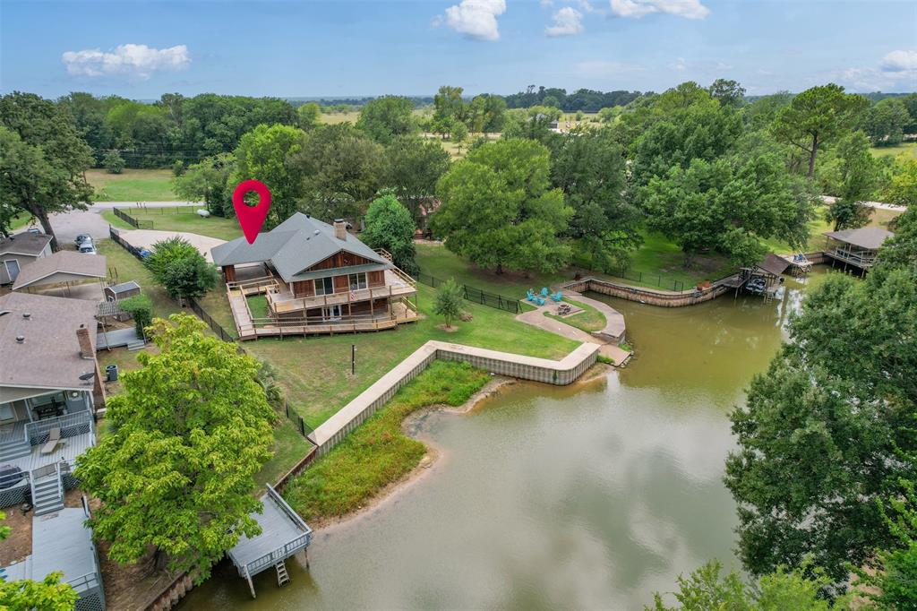 101 Royal Circle Property Photo 1