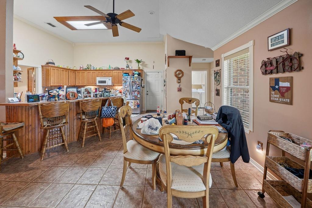 630 County Road 3608 Property Photo 7