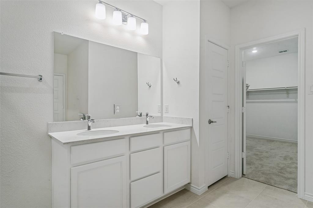 124 Hudson Lane Property Photo 14