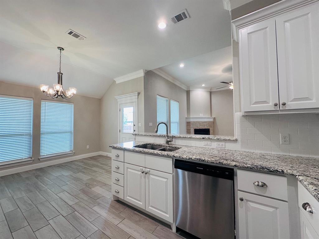 3337 White Horse Drive Property Photo 4