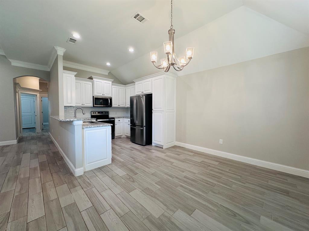 3337 White Horse Drive Property Photo 6
