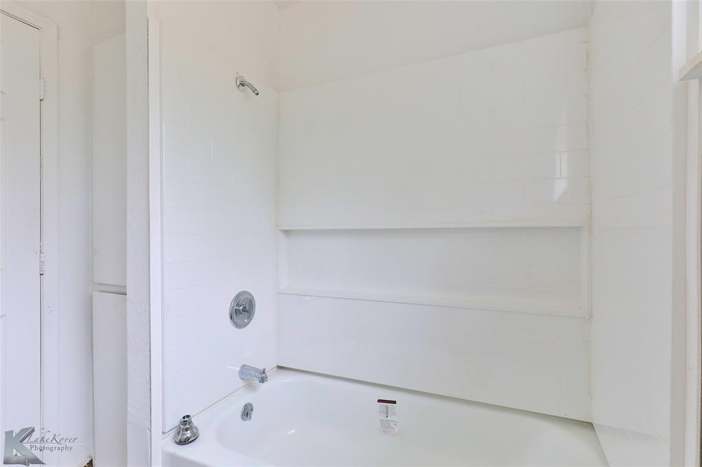 1634 Briarwood Street Property Photo 16