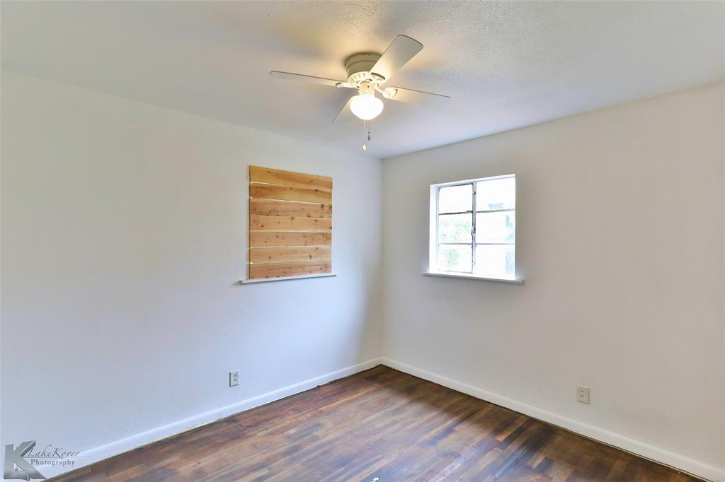 1634 Briarwood Street Property Photo 17