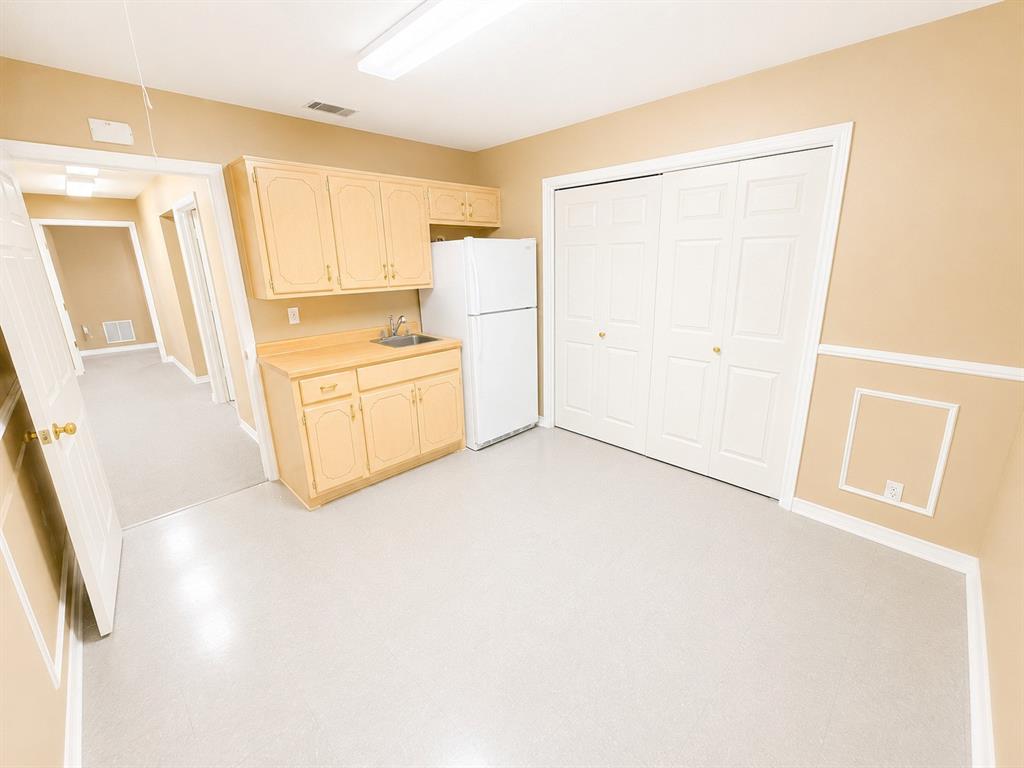 508 N Crowley Road Property Photo 11