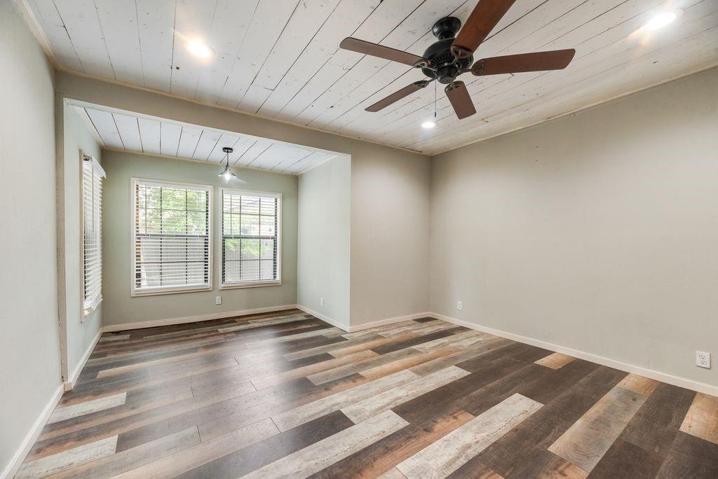 4419 Lawnview Avenue Property Photo 8