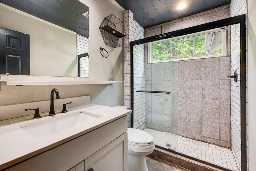 4419 Lawnview Avenue Property Photo 12