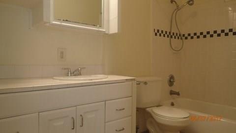 5925 Worth Street Property Photo 6