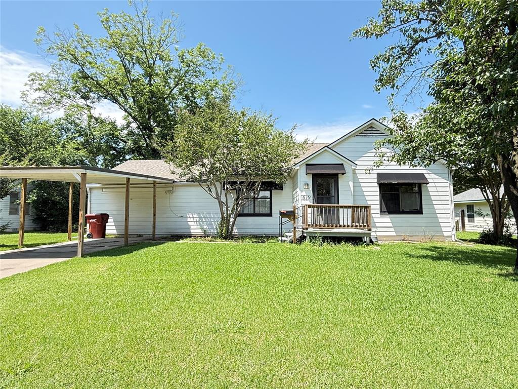 619 E 12th Street Property Photo 1