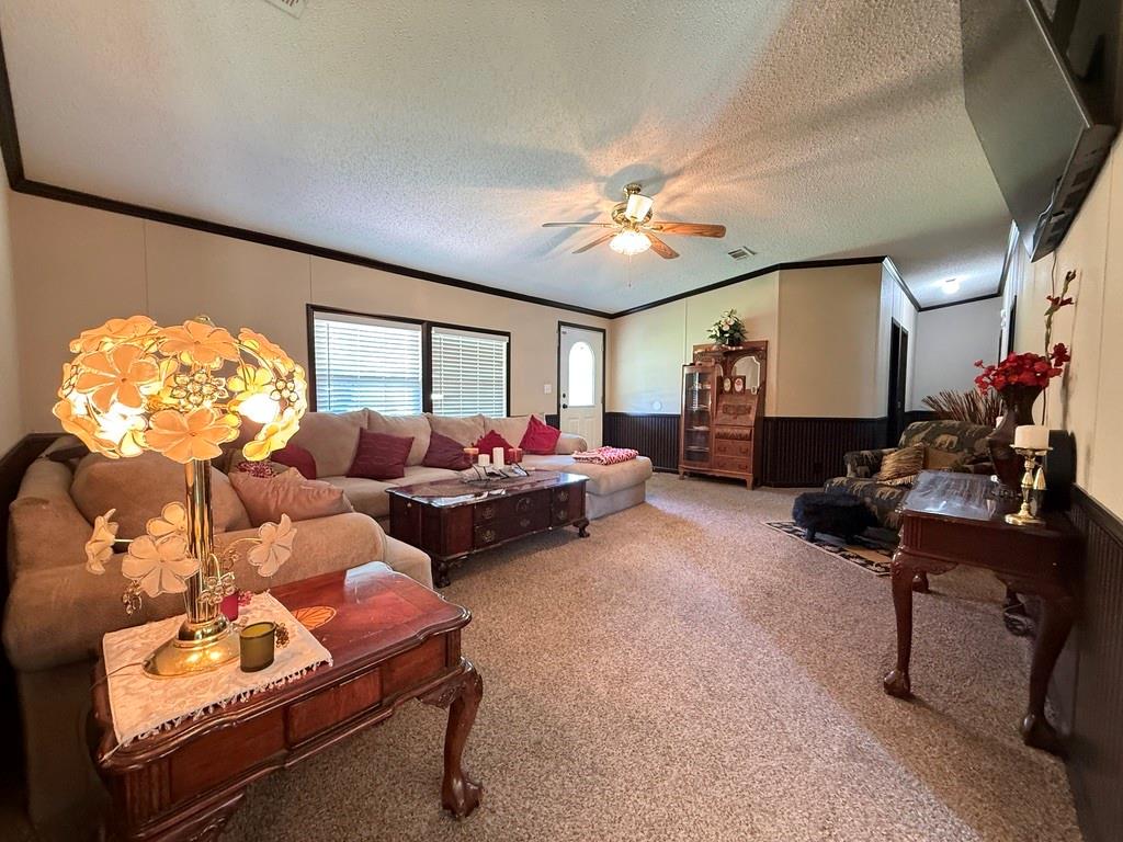 20970 Lee Lane Property Photo 6