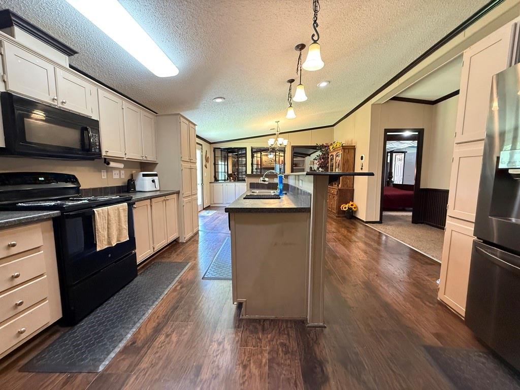 20970 Lee Lane Property Photo 16
