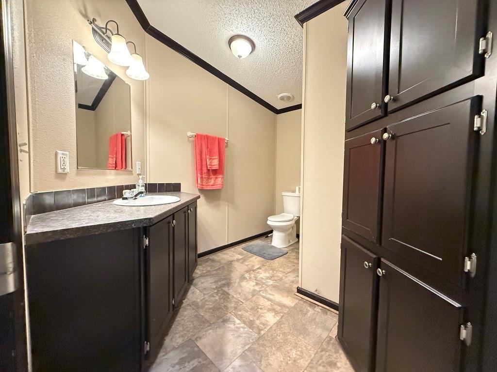 20970 Lee Lane Property Photo 27