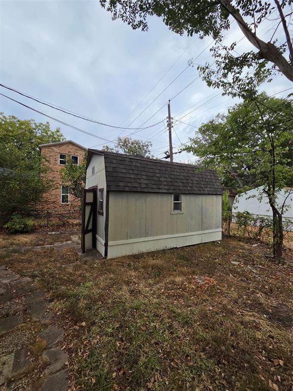 1004 Powell Road Property Photo 17