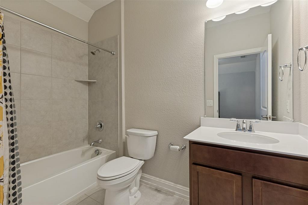 1005 Pinnacle Breeze Drive Property Photo 20