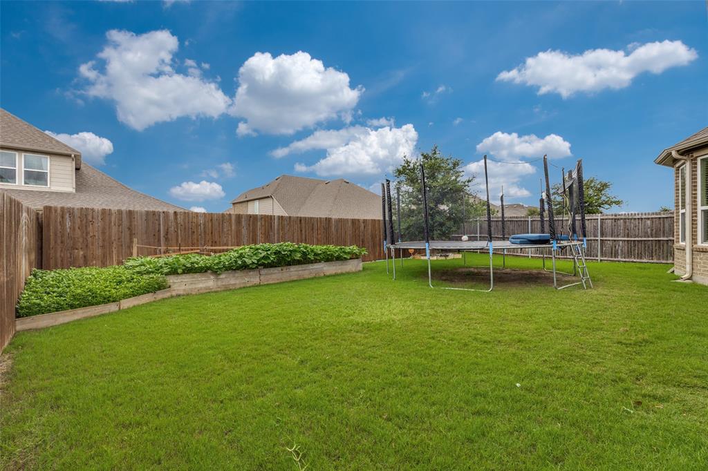 1005 Pinnacle Breeze Drive Property Photo 28