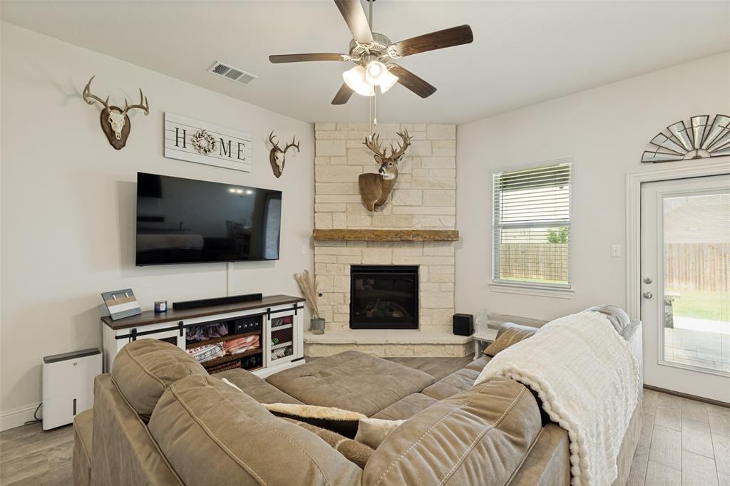 2817 Half Moon Road Property Photo 6