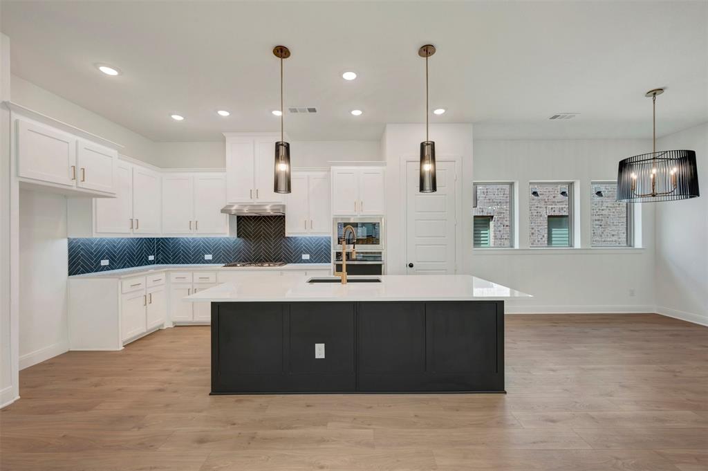 2037 Mack Avenue Property Photo 14