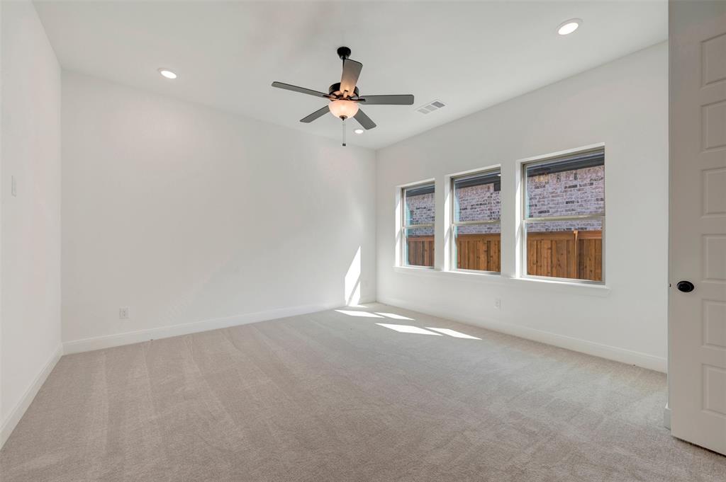 2037 Mack Avenue Property Photo 24