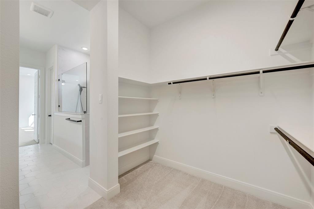 2037 Mack Avenue Property Photo 28