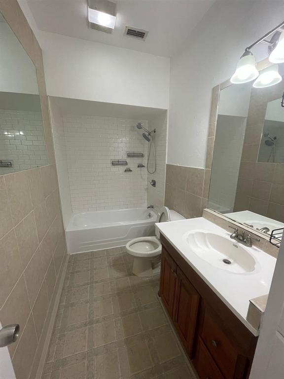 202 S Willomet Avenue 4 Property Photo 3
