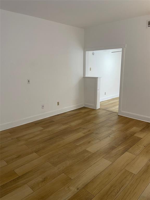 202 S Willomet Avenue 4 Property Photo 7